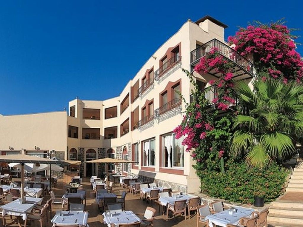 Crystal Bodrum Herşey Dahil Otel 4*