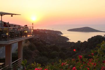Crystal Bodrum Herşey Dahil Otel 4*